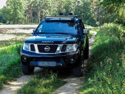 Schwarz Gebraucht 2011 Nissan Navara Abholung | 13.800 € (Etwas zu teuer)