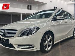 Weiß Gebraucht 2012 Mercedes B180 Sport Van / Kleinbus | 9.990 € (Etwas zu teuer)