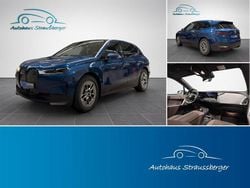 Blau Gebraucht 2025 BMW iX Executive SUV | 68.890 € (Fairer Preis)