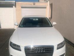 Weiß Gebraucht 2009 Audi A4 Limousine | 11.000 € (Etwas zu teuer)