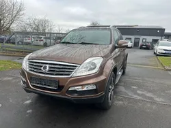 Gold Gebraucht 2015 Ssangyong Rexton Sapphire SUV | 8.999 € (Guter Preis)