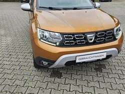 Atacamaorange Gebraucht 2019 Dacia Duster Prestige SUV | 12.450 € (Fairer Preis)