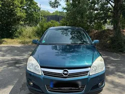 Grün Gebraucht 2007 Opel Astra Kleinwagen | 1.750 € (Fairer Preis)