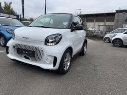 Weiß Gebraucht 2023 Smart ForTwo Electric Drive Coupé | 10.999 € (Fairer Preis)