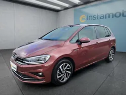 Rot Gebraucht 2018 VW Golf Sportsvan Van / Kleinbus | 19.399 € (Teuer)