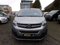 Grau Gebraucht 2021 Opel Zafira Life Van | 31.900 € (Superpreis)