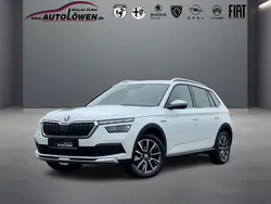 Weiß Gebraucht 2024 Skoda Kamiq ScoutLine SUV | 22.480 € (Fairer Preis)