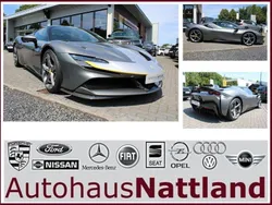 Grau Gebraucht 2021 Ferrari SF90 Coupé | 485.950 € (Etwas zu teuer)