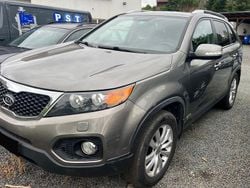 Grau Gebraucht 2011 Kia Sorento SUV | 4.900 € (Fairer Preis)