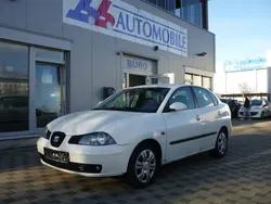 Weiß Gebraucht 2004 Seat Cordoba Stylance Limousine | 490 €