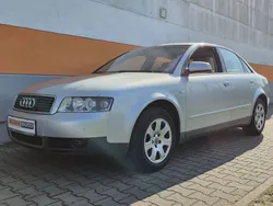 Silber Gebraucht 2001 Audi A4 Limousine | 1.990 € (Fairer Preis)