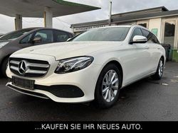 Weiß Gebraucht 2017 Mercedes E220 Avantgarde Limousine | 20.990 € (Superpreis)