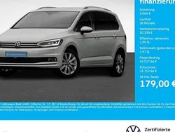 Oryxweiß perlmutteffekt Gebraucht 2024 VW Touran Highline Van / Kleinbus | 32.998 € (Guter Preis)