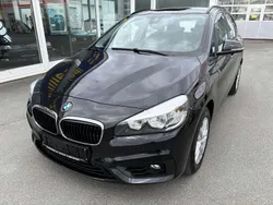 Schwarz Gebraucht 2017 BMW 216 Active Tourer Advantage Van / Kleinbus | 12.990 € (Fairer Preis)