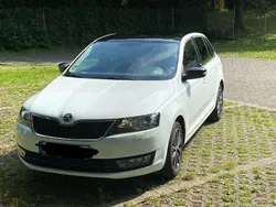 Weiß Gebraucht 2015 Skoda Rapid Cool Edition Limousine | 7.950 € (Fairer Preis)