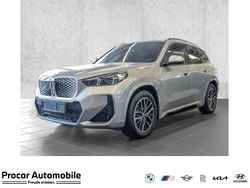 Silber Neu 2025 BMW iX1 M Sport SUV | 54.190 € (Guter Preis)