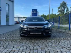 Burgundy night Gebraucht 2018 Honda Civic Elegance Limousine | 12.900 € (Superpreis)