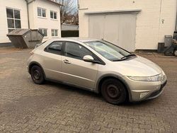 Silber Gebraucht 2009 Honda Civic Comfort Limousine | 3.000 € (Superpreis)