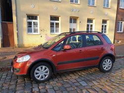 Orange Gebraucht 2013 Suzuki SX4 Style Kleinwagen | 5.800 € (Teuer)