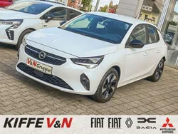 Weiß Gebraucht 2021 Opel Corsa-e Edition Kleinwagen | 15.390 € (Guter Preis)