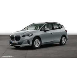 Grau Gebraucht 2024 BMW 218 Active Tourer Luxury Line Van / Kleinbus | 31.992 € (Fairer Preis)