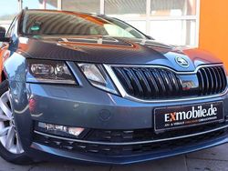 Grau Gebraucht 2018 Skoda Octavia Style Kombi | 15.499 € (Fairer Preis)