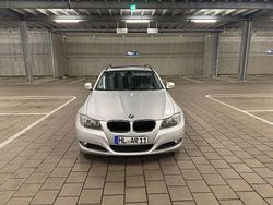 Silber Gebraucht 2009 BMW 320 Kombi | 8.299 € (Etwas zu teuer)