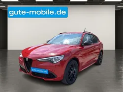 Rot Gebraucht 2021 Alfa Romeo Stelvio Veloce SUV | 30.790 € (Guter Preis)