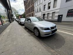 Silber Gebraucht 2007 BMW 330 Limousine | 7.500 € (Superpreis)