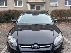 Blau Gebraucht 2011 Ford Focus Titanium Limousine | 4.500 € (Guter Preis)