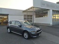 Quarzgrau Gebraucht 2021 Skoda Kamiq Style SUV | 19.950 € (Fairer Preis)