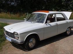 Weiß Gebraucht 1972 Peugeot 204 Limousine | 6.700 €