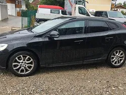 Onyx black Gebraucht 2017 Volvo V40 CC Plus Kombi | 9.900 € (Superpreis)
