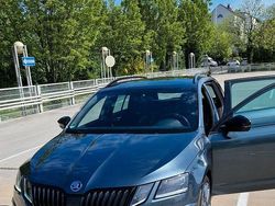 Grau Gebraucht 2019 Skoda Octavia RS Kombi | 17.500 € (Fairer Preis)
