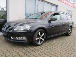 Deep black perleffekt Gebraucht 2012 VW Passat Trendline Kombi | 5.590 € (Fairer Preis)
