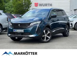 Blau Gebraucht 2023 Peugeot 5008 GT Van / Kleinbus | 30.895 € (Fairer Preis)
