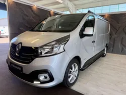 Grau Gebraucht 2017 Renault Trafic Van | 9.890 € (Guter Preis)