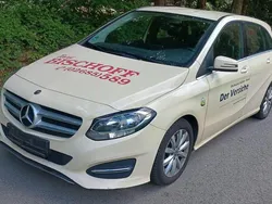 Gelb Gebraucht 2018 Mercedes B200 Van / Kleinbus | 5.800 € (Fairer Preis)