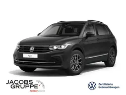 Grau Gebraucht 2021 VW Tiguan Life SUV | 28.970 € (Guter Preis)