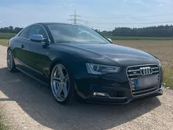 Schwarz Gebraucht 2012 Audi S5 Coupé | 28.000 € (Teuer)