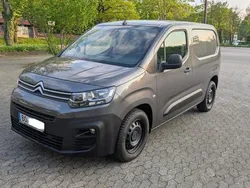 Grau Gebraucht 2019 Citroën Berlingo Van / Kleinbus | 9.999 € (Etwas zu teuer)