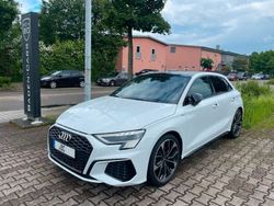Gletscherweiß metallic Gebraucht 2022 Audi A3 Sportback S-Line Kleinwagen | 34.990 €