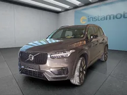 Grau Gebraucht 2023 Volvo XC90 SUV | 62.299 € (Etwas zu teuer)