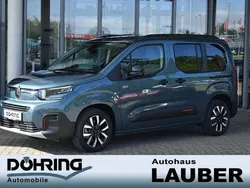 Blau Neu 2025 Citroën Berlingo XTR Van / Kleinbus | 36.495 € (Teuer)