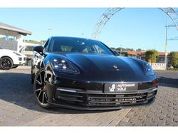 Tiefschwarzmetallic (metallic) Gebraucht 2018 Porsche Panamera Limousine | 63.500 € (Fairer Preis)