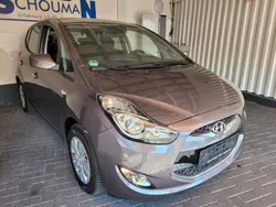 Braun Gebraucht 2011 Hyundai ix20 Comfort Van / Kleinbus | 5.200 € (Fairer Preis)
