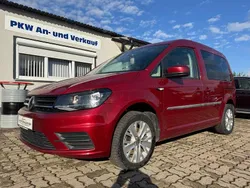Rot Gebraucht 2017 VW Caddy Trendline Van / Kleinbus | 14.399 € (Fairer Preis)