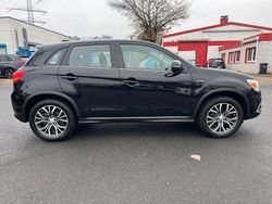 Schwarz Gebraucht 2017 Mitsubishi ASX Diamant Edition SUV | 11.850 € (Fairer Preis)