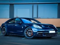 Blau Gebraucht 2017 Porsche Panamera 4S Limousine | 47.900 €