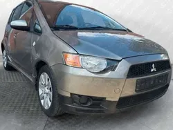 Braun Gebraucht 2011 Mitsubishi Colt Kleinwagen | 4.490 € (Fairer Preis)